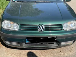 Grün Gebraucht 2004 VW Golf IV Comfortline Limousine | 1.750 € (Guter Preis)