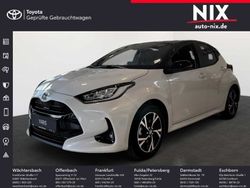 Weiß Gebraucht 2024 Toyota Yaris Hybrid Limousine | 23.990 € (Fairer Preis)