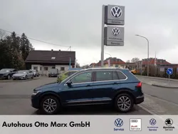 Nightshade blue (blau) Gebraucht 2021 VW Tiguan Life SUV | 26.990 € (Teuer)