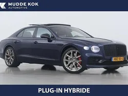 Blau Gebraucht 2023 Bentley Flying Spur Limousine | 195.950 €
