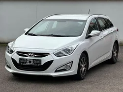 Weiß Gebraucht 2013 Hyundai i40 Edition Kombi | 6.999 € (Guter Preis)