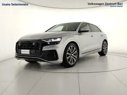 Argento Gebraucht 2022 Audi Q8 Comfort SUV | 57.800 € (Guter Preis)
