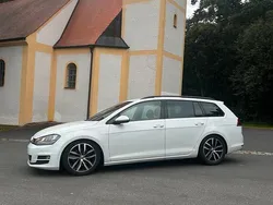 Weiß Gebraucht 2014 VW Golf VII Highline Kombi | 12.998 € (Teuer)