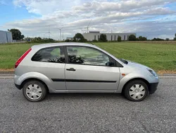 Grau Gebraucht 2006 Ford Fiesta Trend Kleinwagen | 950 € (Guter Preis)