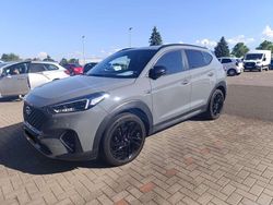 Grau Gebraucht 2020 Hyundai Tucson Trend SUV | 27.000 € (Etwas zu teuer)