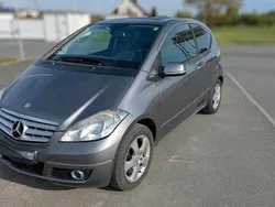 Grau Gebraucht 2008 Mercedes A170 Avantgarde Kleinwagen | 2.050 € (Fairer Preis)