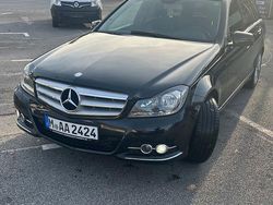 Schwarz Gebraucht 2012 Mercedes C180 Avantgarde Limousine | 6.999 € (Fairer Preis)