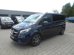 Blau Gebraucht 2020 Mercedes V300 AMG Van / Kleinbus | 50.870 € (Fairer Preis)