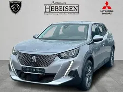 Orange Gebraucht 2022 Peugeot e-2008 GT SUV | 20.980 € (Fairer Preis)
