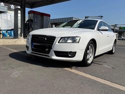 Weiß Gebraucht 2010 Audi A5 Sportback Kleinwagen | 9.190 € (Etwas zu teuer)