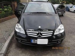 Schwarz Gebraucht 2009 Mercedes A200 Avantgarde Limousine | 5.000 € (Fairer Preis)