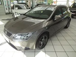 Grau Gebraucht 2015 Seat Leon ST Style Kombi | 7.950 € (Guter Preis)