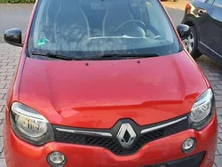 Rot Gebraucht 2017 Renault Twingo LIMITED Kleinwagen | 6.300 € (Superpreis)