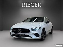 Weiß Gebraucht 2024 Mercedes A200 Progressive Limousine | 28.783 € (Fairer Preis)