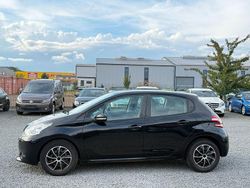 Gebraucht 2014 Peugeot 208 Active Kleinwagen | 2.650 € (Fairer Preis)