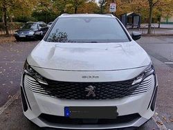 Weiß Gebraucht 2023 Peugeot 5008 Van / Kleinbus | 24.800 € (Superpreis)