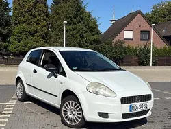 Weiß Gebraucht 2009 Fiat Grande Punto Kleinwagen | 700 € (Superpreis)
