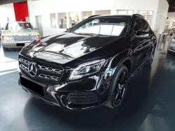 Schwarz Gebraucht 2020 Mercedes GLA220 AMG line SUV | 21.500 € (Superpreis)