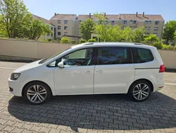 Weiß Gebraucht 2013 VW Sharan Highline Van / Kleinbus | 13.900 € (Etwas zu teuer)