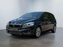 Schwarz ii Gebraucht 2017 BMW 220 Van / Kleinbus | 14.990 € (Fairer Preis)