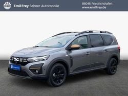 Grau Gebraucht 2025 Dacia Jogger Extreme Van / Kleinbus | 21.890 € (Fairer Preis)