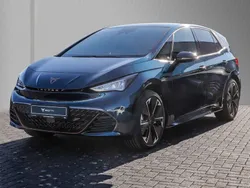 Lavablau metallic Neu 2025 Cupra Born Kleinwagen | 48.950 €