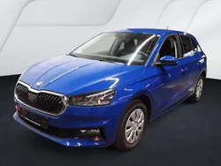 Energy blau Gebraucht 2024 Skoda Fabia Essence Limousine | 17.840 € (Fairer Preis)