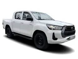 Weiss Neu 2025 Toyota HiLux Abholung | 53.608 € (Etwas zu teuer)
