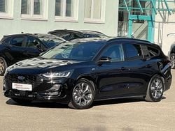 Schwarzperleffekt / st.x Gebraucht 2024 Ford Focus ST-Line X Kombi | 23.599 € (Guter Preis)