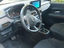 Orange Gebraucht 2022 Dacia Sandero Expression Limousine | 13.900 € (Guter Preis)