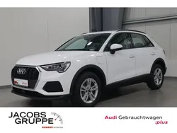 Weiß Gebraucht 2022 Audi Q3 SUV | 28.869 € (Guter Preis)