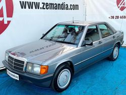 Grau Gebraucht 1988 Mercedes 190 Limousine | 9.990 €