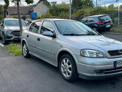 Silber Gebraucht 1999 Opel Astra Limousine | 2.999 € (Teuer)