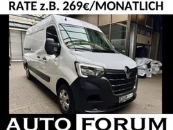 Weiss Gebraucht 2021 Renault Master Van | 27.490 € (Etwas zu teuer)