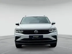 Pure white Gebraucht 2022 VW Tiguan Life SUV | 24.450 € (Guter Preis)