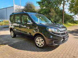 Grau Gebraucht 2019 Fiat Doblò Van / Kleinbus | 9.800 € (Fairer Preis)