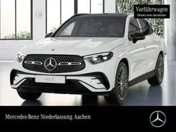 Polarweiß Gebraucht 2024 Mercedes GLC200 AMG SUV | 55.990 € (Fairer Preis)