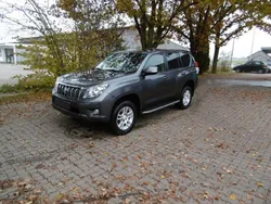 Grau Gebraucht 2011 Toyota Land Cruiser Anniversary SUV | 25.000 € (Guter Preis)