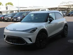 Digital white metallic Gebraucht 2024 Smart #1 Edition #1 SUV | 35.360 € (Etwas zu teuer)