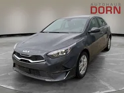 Grau Neu 2025 Kia Ceed Limousine | 25.990 € (Fairer Preis)