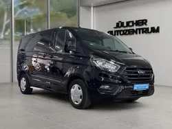 Schwarz Gebraucht 2018 Ford Transit Custom Van / Kleinbus | 24.490 € (Teuer)