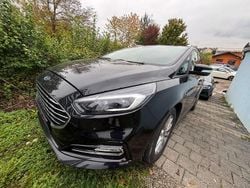 Schwarz Gebraucht 2022 Ford S-MAX S Van / Kleinbus | 20.900 € (Guter Preis)