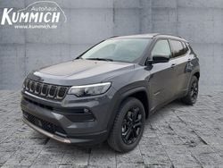 Grau Gebraucht 2023 Jeep Compass SUV | 27.700 € (Fairer Preis)