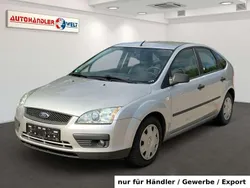 Silber Gebraucht 2006 Ford Focus Trend Limousine | 699 € (Superpreis)