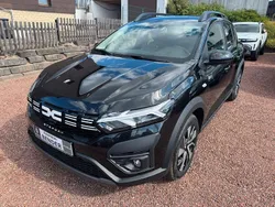 Perlmutt schwarz Neu 2025 Dacia Sandero Expression Kleinwagen | 20.990 € (Fairer Preis)