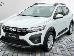 Weiss / arktisweiss / uni Gebraucht 2023 Dacia Sandero Expression Kleinwagen | 15.970 € (Guter Preis)