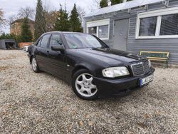 Schwarz Gebraucht 1997 Mercedes C180 Limousine | 2.500 € (Fairer Preis)