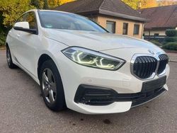 Alpinweiss iii Gebraucht 2022 BMW 118 Advantage Kleinwagen | 18.490 € (Guter Preis)