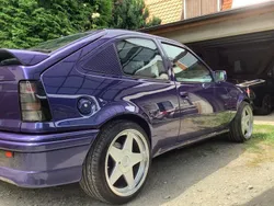 Blau Gebraucht 1989 Opel Kadett Coupé | 26.790 €