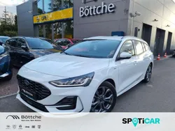 Frostweiß Gebraucht 2024 Ford Focus ST Kombi | 24.980 € (Superpreis)